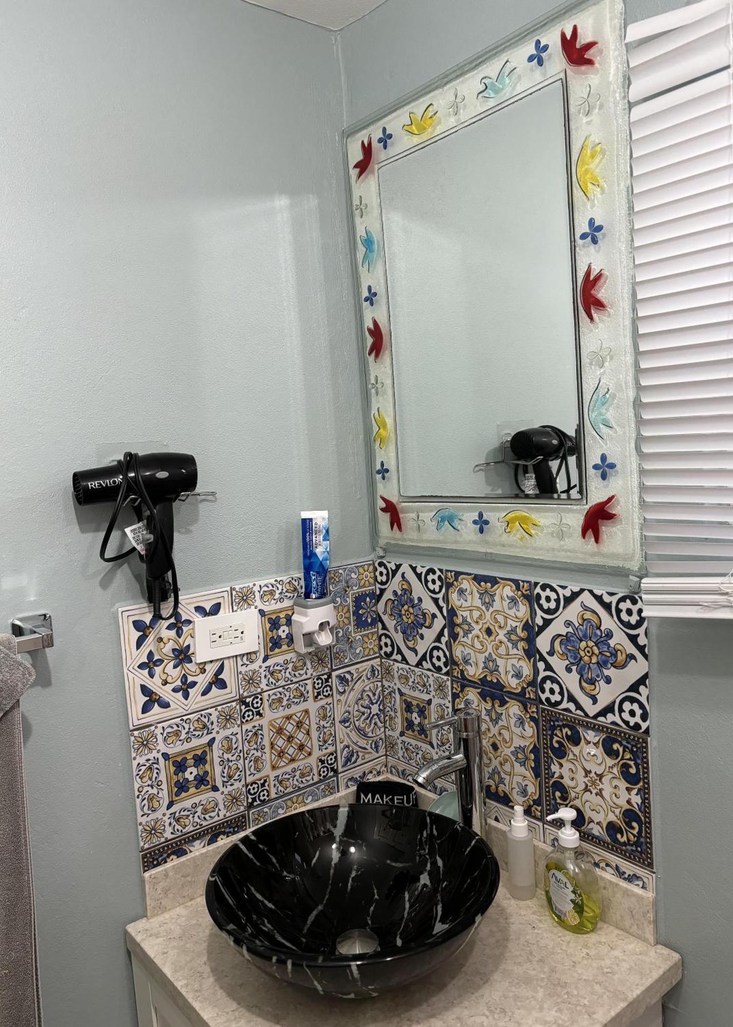 Denyse Home Cottage St. John's Екстериор снимка