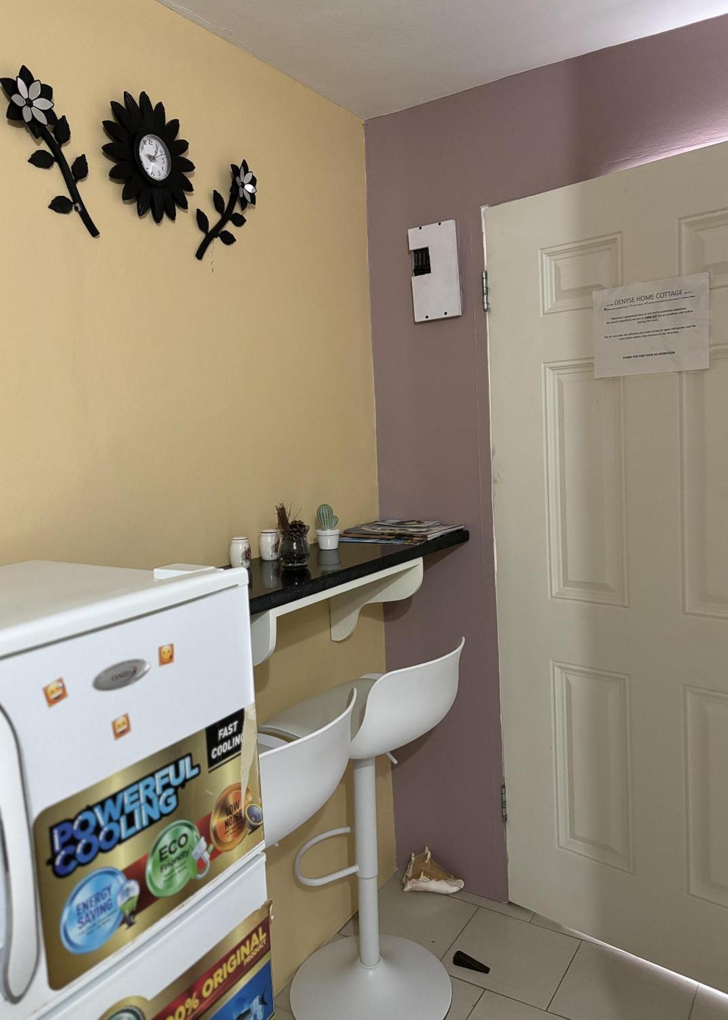 Denyse Home Cottage St. John's Екстериор снимка