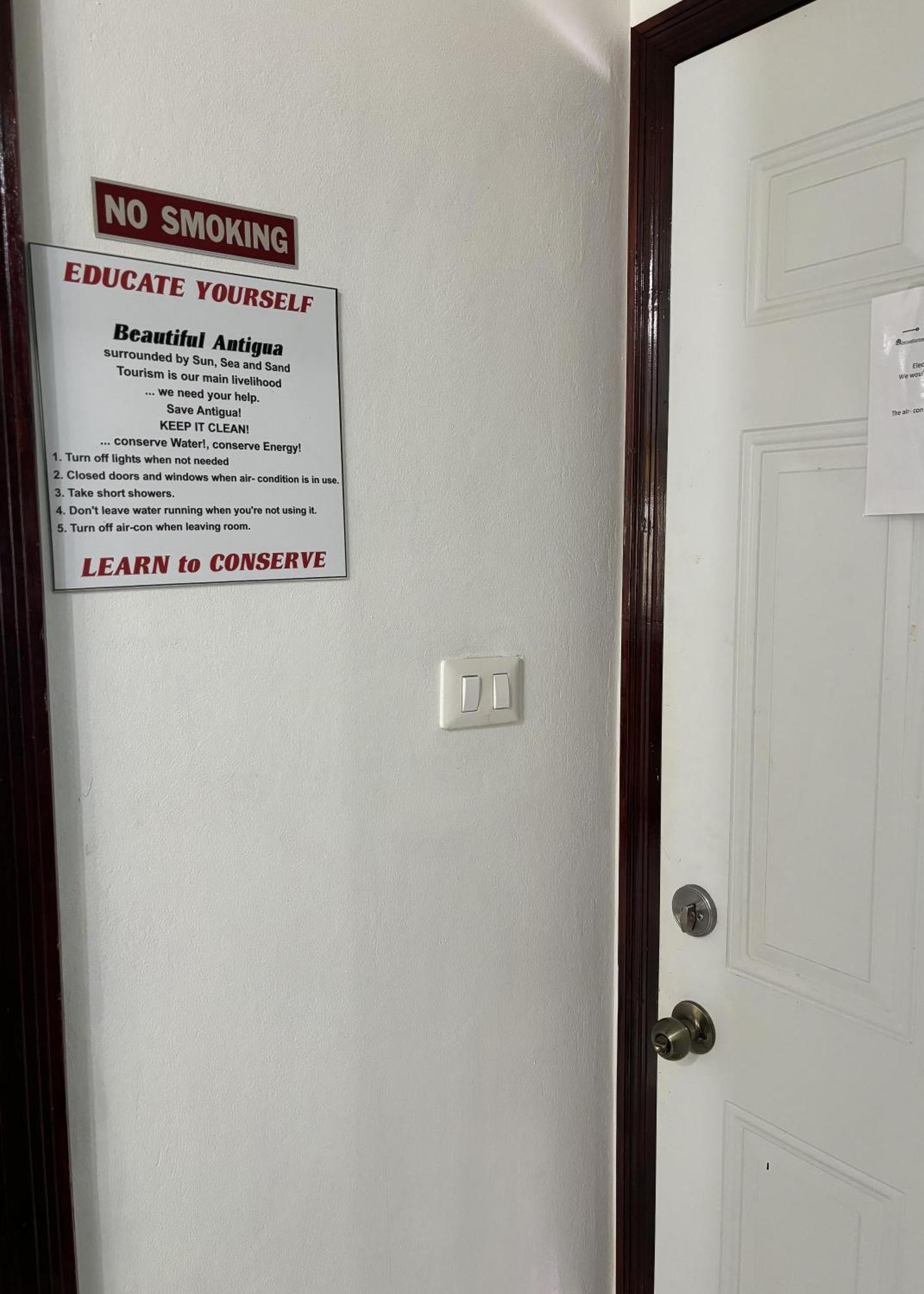 Denyse Home Cottage St. John's Екстериор снимка