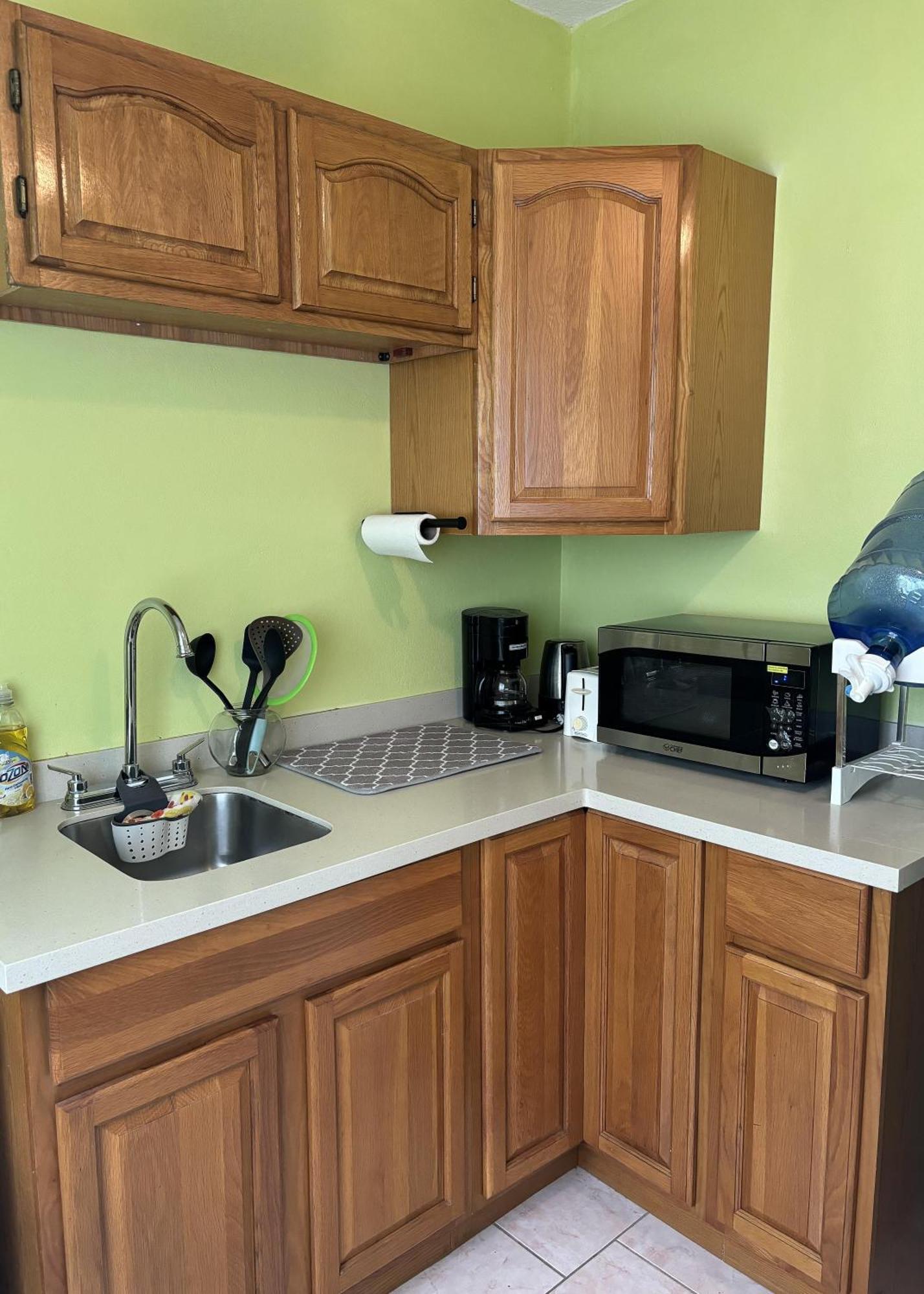 Denyse Home Cottage St. John's Екстериор снимка